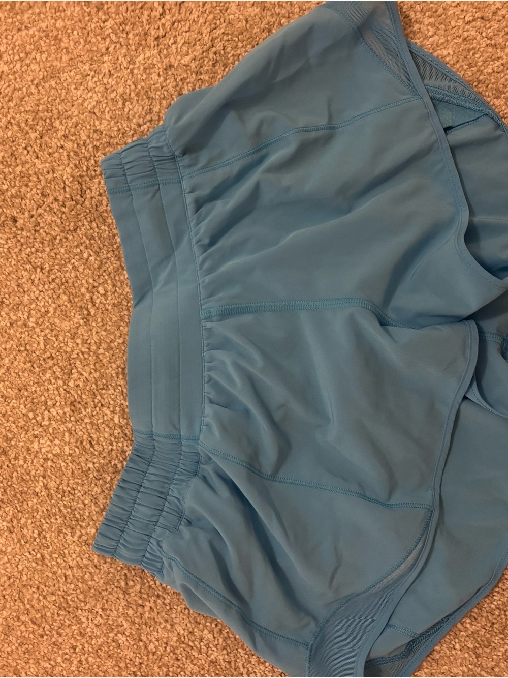 Lululemon teal hotty hot shorts size 6